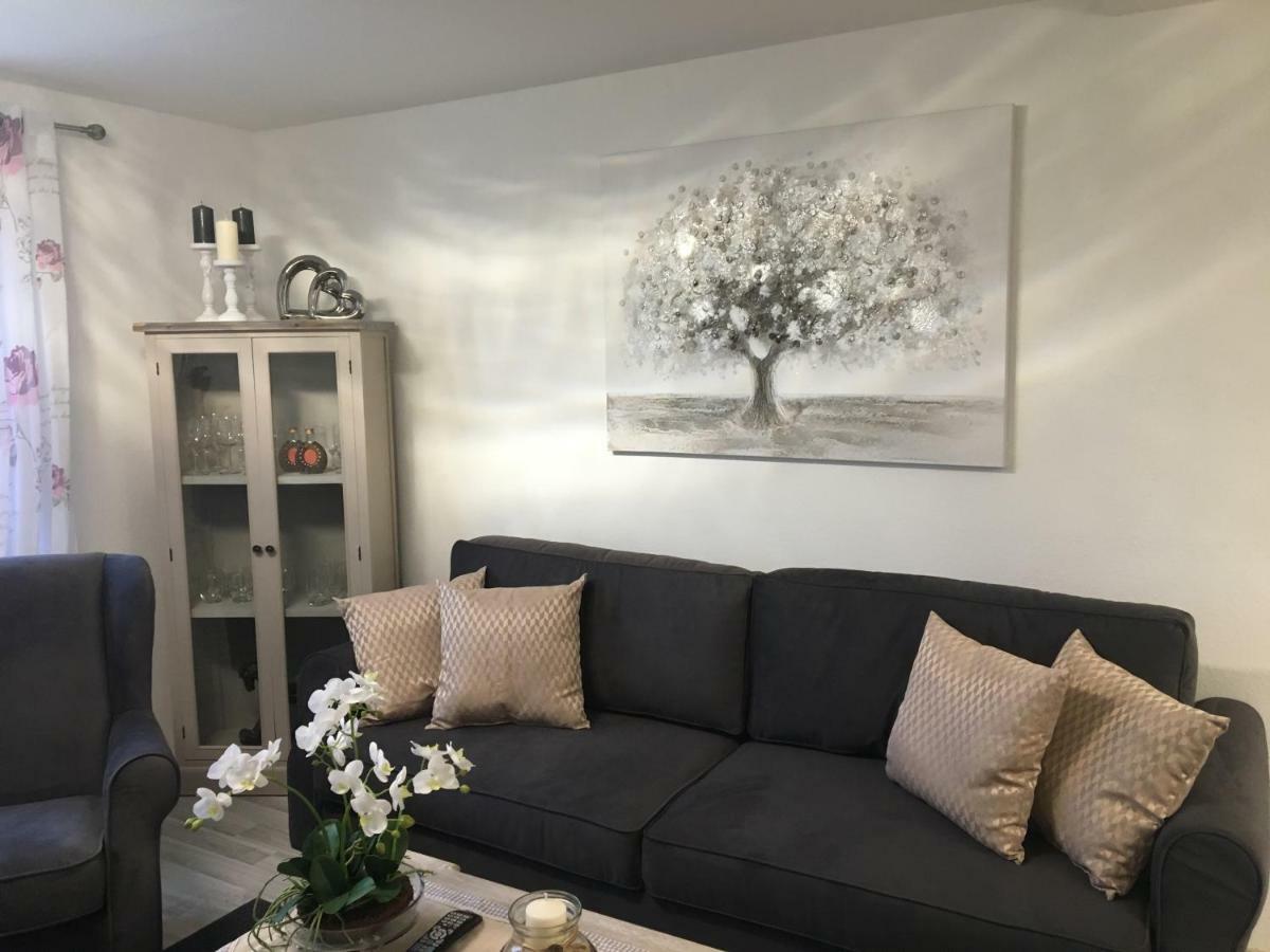 Ferienwohnung Rosenlounge Rosenfeld Exterior foto